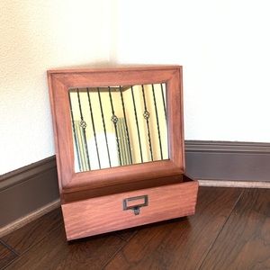 Pottery Barn Mail Center